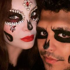 Belinda y Christian Nodal se disfrazan para el cumpleaños de la mamá del cantante