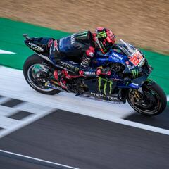 Quartararo salva la primera emboscada de Aprilia