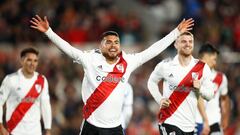Soccer Football - Argentina Primera Division - River Plate v Racing Club - Estadio Mas Monumental, Buenos Aires, Argentina - July 28, 2023 River Plate's Paulo Diaz celebrates scoring their second goal with teammates REUTERS/Agustin Marcarian
