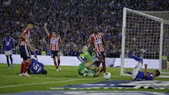 Millonarios y Junior durante un partido por Liga BetPlay en El Campín.