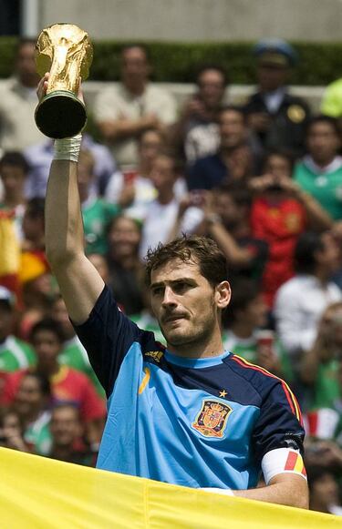 Iker Casillas to be offered Marseille move by Zubizarreta