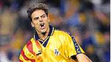 REGRESO. Farinós marcó un hat-trick en su vuelta a Mestalla con la selección valenciana.