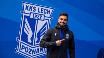 El futbolista espa&ntilde;ol Dani Ram&iacute;rez, durante su presentaci&oacute;n con el Lech Poznan.