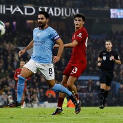 El Liverpool de Díaz reanuda la temporada con caída ante City