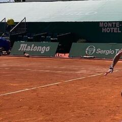 Rafa Nadal ya se entrena sobre la arcilla de Montecarlo