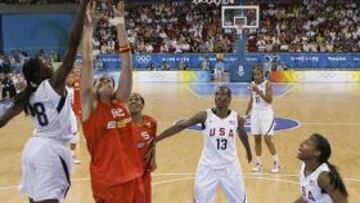<b>BRILLANTE.</b> La selección española femenina de baloncesto dio la cara contra Estados Unidos.