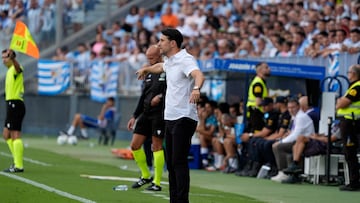 Málaga CF-SD. Eibar.
Liga Hypermotion.
Beñat San José, entrenador Eibar.