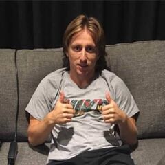 Modric agradece el cariño tras su intervención de rodilla