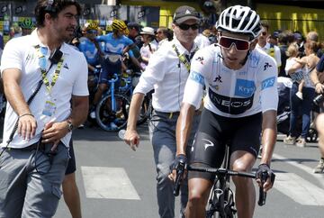 Caleb Ewan se llevó la victoria de la etapa 16 del Tour de Francia. El colombiano Rigoberto Urán subió un puesto en la clasificación general. 