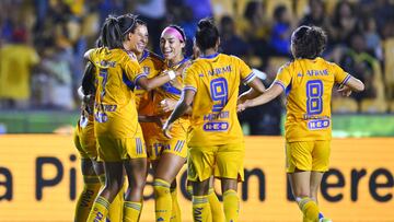 Jennifer Hermoso celebrates her goal 3-0 of Tigres during the 4th round match between Tigres UANL and Mazatlan FC as part of the Liga BBVA MX Femenil, Torneo Apertura 2025 at Universitario Stadium, on August 01, 2025 in Monterrey, Nuevo Leon, Mexico.