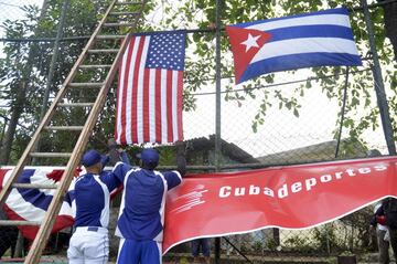 Los Tampa Bay Rays en un clínica de baseball para niños en Cuba.