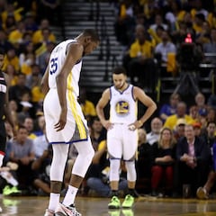 Confirmado: Kevin Durant no jugará más ante los Rockets