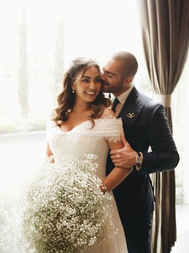 En secreto y tras un corto compromiso: así fue la boda de Claudia Martín y Carlos Said