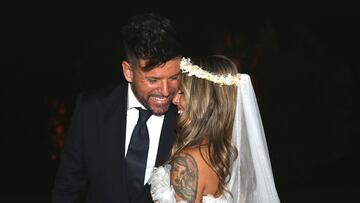 Pablo López y Laura Rubio atienden y posan para la prensa, a 20 de septiembre de 2025, en Alcalá del Valle (Cádiz).
FAMOSOS;PAREJA;MATRIMONIO;BODA;MÚSICA
Leandro Wassaul
20/09/2025