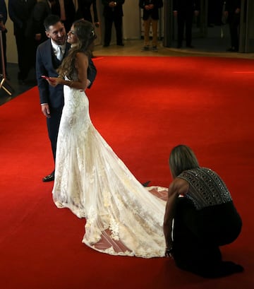 Messi y Antonella Roccuzzo como marido y mujer.