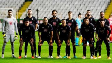 Once del Granada en Chipre en el que se encuentra Kenedy.