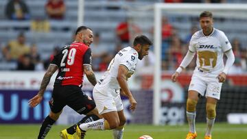 (L-R), Victor Emanuel Aguilera of Atlas and Eduardo Salvio of Pumas during the game Atlas vs Pumas UNAM, corresponding Round 12 the Torneo Apertura 2022 of the Liga BBVA MX at Jalisco Stadium, on September 03, 2022.

<br><br>

(I-D), Victor Emanuel Aguilera de Atlas y Eduardo Salvio de Pumas durante el partido Atlas vs Pumas UNAM, correspondiente a la Jornada 12 del Torneo Apertura 2022 de la Liga BBVA MX en el Estadio Jalisco, el 03 de Septiembre de 2022.