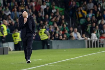 Zidane during Sunday's defeat to Betis