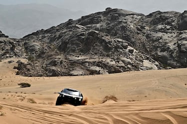 El Dacia Sandriders's Qatari de Al Attiyah y Fabian Lurquin.
