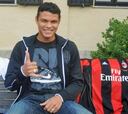 Thiago Silva: 'El Milán sería grande con la vuelta de Kaká'