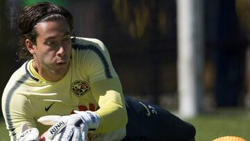 El aún portero suplente de Las Águilas solamente ha jugado en nueve partidos oficiales con el club. Aún no ha visto actividad en Liga MX como azulcrema.