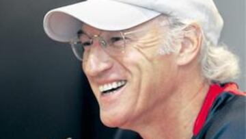 <b>EUFORIA.</b> "Del elogio al insulto hay una sola vocal. Ni creo mucho en ellos ni tampoco cuando se habla mal".