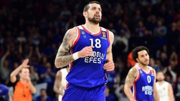 El Anadolu Efes anuncia que Moerman volver¨¢ en diciembre