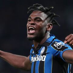 Duván Zapata, finalista al mejor jugador del mes en Atalanta