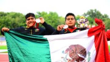 Jos&eacute; Archer y Jairo Santiago se llevaron el 2-3 para M&eacute;xico en la final de lanzamiento de bala F56. 