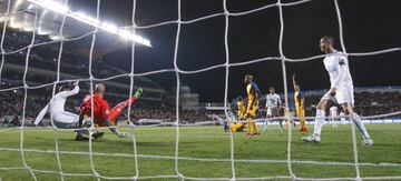 Nacho puso el 0-3 en el marcador.