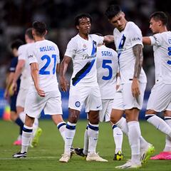 Cuadrado, activo en victoria de Inter de Milán ante PSG