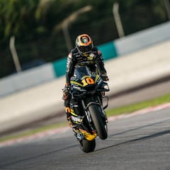 Hasta Marini vuela con la Ducati