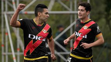 Falcao celebra su gol ante el Atlético Lugones.