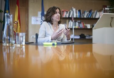 Lozano: "Quiz¨¢ tras Semana Santa pueda volver el p¨²blico"