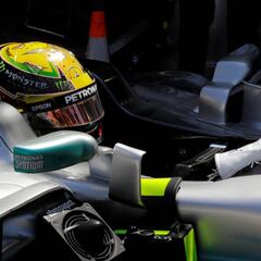 Hamilton y Bottas dominan con Alonso otra vez décimo