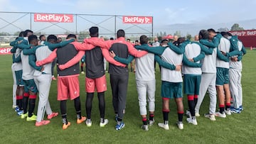 Independiente Santa Fe tendrá dos bajas para enfrentar a Nacional el miércoles 12 de febrero.