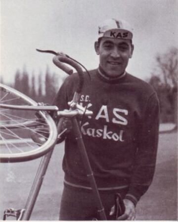 Antonio Gómez del Moral, natural de Cabra (Córdoba), considerado el mejor ciclista andaluz de siempre, murió el 14 de julio en Sevilla, donde residía, a la edad de 81 años. Gómez del Moral pasó a la historia como el primer español campeón del Tour del Por