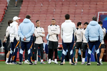 Lucas Vázquez y Mbappé.