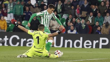 Rulli y Joel Robles emplazan el desenlace para Anoeta