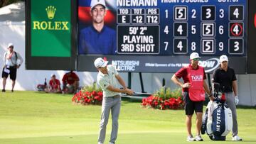 ATLANTA, GA - AUGUST 28: Joaquin Niemann chips onto the 18th green during the final round of the 2022 PGA Tour Championship on August 28, 2022 at East Lake Golf Club in Atlanta, Georgia.  (Photo by Michael Wade/Icon Sportswire via Getty Images)(Photo by Michael Wade/Icon Sportswire via Getty Images)