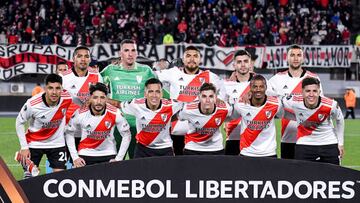 BUENOS AIRES, ARGENTINA - MAY 25: Players of River Plate pose for a photo prior the Copa CONMEBOL Libertadores 2022 match between River Plate and Alianza Lima at Estadio Monumental Antonio Vespucio Liberti on May 25, 2022 in Buenos Aires, Argentina. (Photo by Marcelo Endelli/Getty Images)