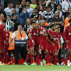 Díaz insiste y Liverpool le remonta a Newcastle al último minuto