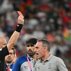 Bento: “No tuve respeto por el árbitro y pido disculpas a mis jugadores”