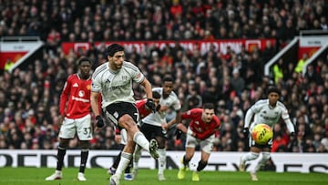 Raúl Jiménez comparte su mejor consejo para anotar penales: “Necesitas tener la confianza”