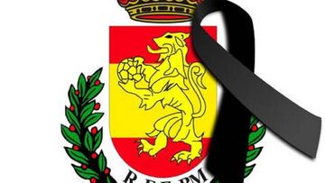 La Real Federaci&oacute;n Espa&ntilde;ola de Balonmano mostr&oacute; sus condolencias por la muerte de un joven de 13 a&ntilde;os del Balonmano Almog&aacute;var de Zaragoza mientras entrenaba.