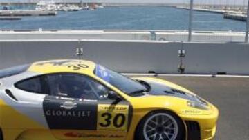 <b>HOMOLOGADO.</b> Camps recibió la licencia FIA que homologa el circuito urbano de Valencia.