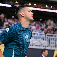 César Montes podría reunirse con Edson Álvarez en el futbol turco