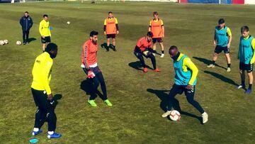 Arroyo se entrena con el grupo antes de visitar el Carranza