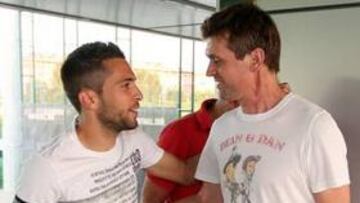 Adriano sufrió esguince y Jordi Alba descansará hasta el 8