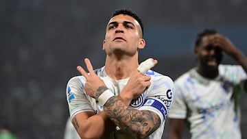Inter Milan's Argentine forward #10 Lautaro Martinez celebrates after scoring his team's third goal during the Italian Serie A football match between Sassuolo and Inter Milan at the Mapei Stadium in Reggio Emilia, Italy on February 8, 2026 (Photo by Piero CRUCIATTI / AFP)
